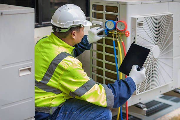 Professional Hvac technician working in Freedom, OK